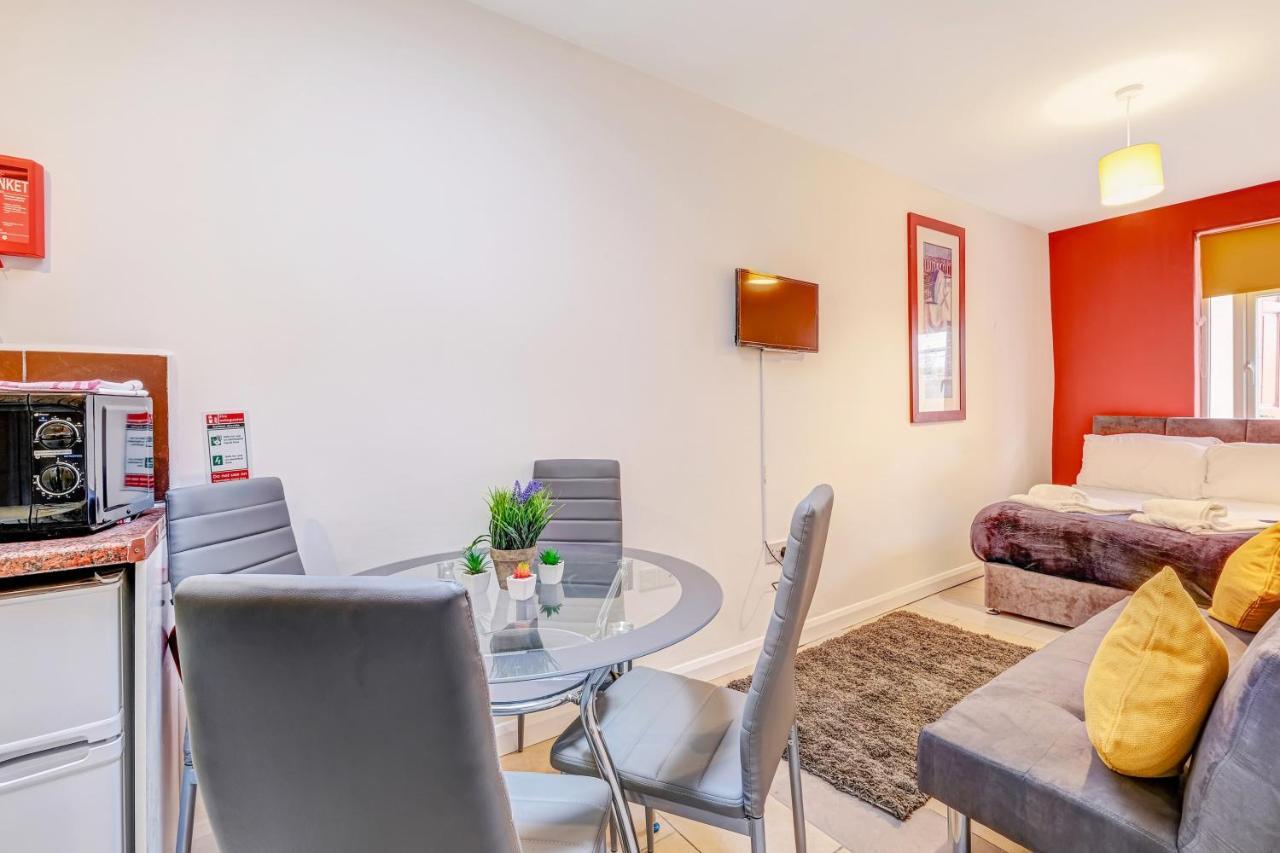 Fernbank Rooms Sudbury Hill, Harrow, Self-Contained Studios With En-Suite Harrow on the Hill Exterior foto