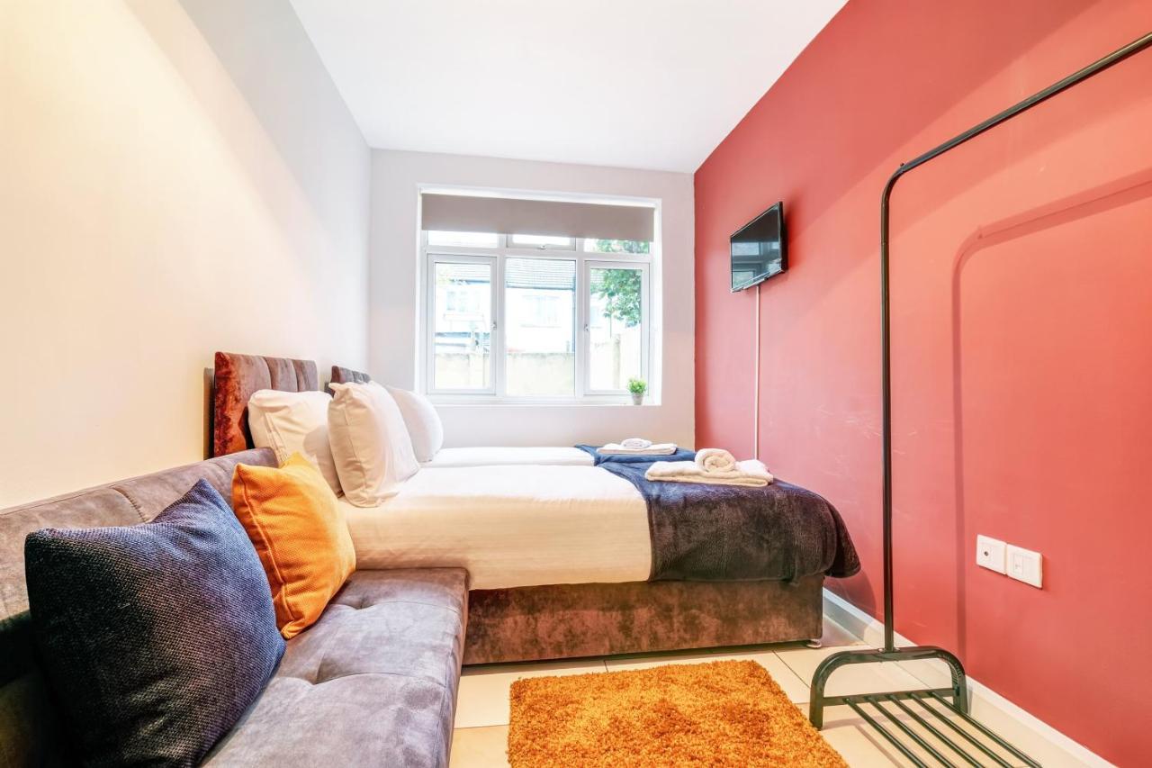 Fernbank Rooms Sudbury Hill, Harrow, Self-Contained Studios With En-Suite Harrow on the Hill Exterior foto